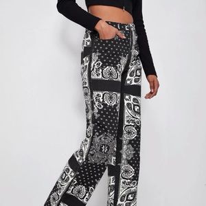 bandana pattern wide leg jeans